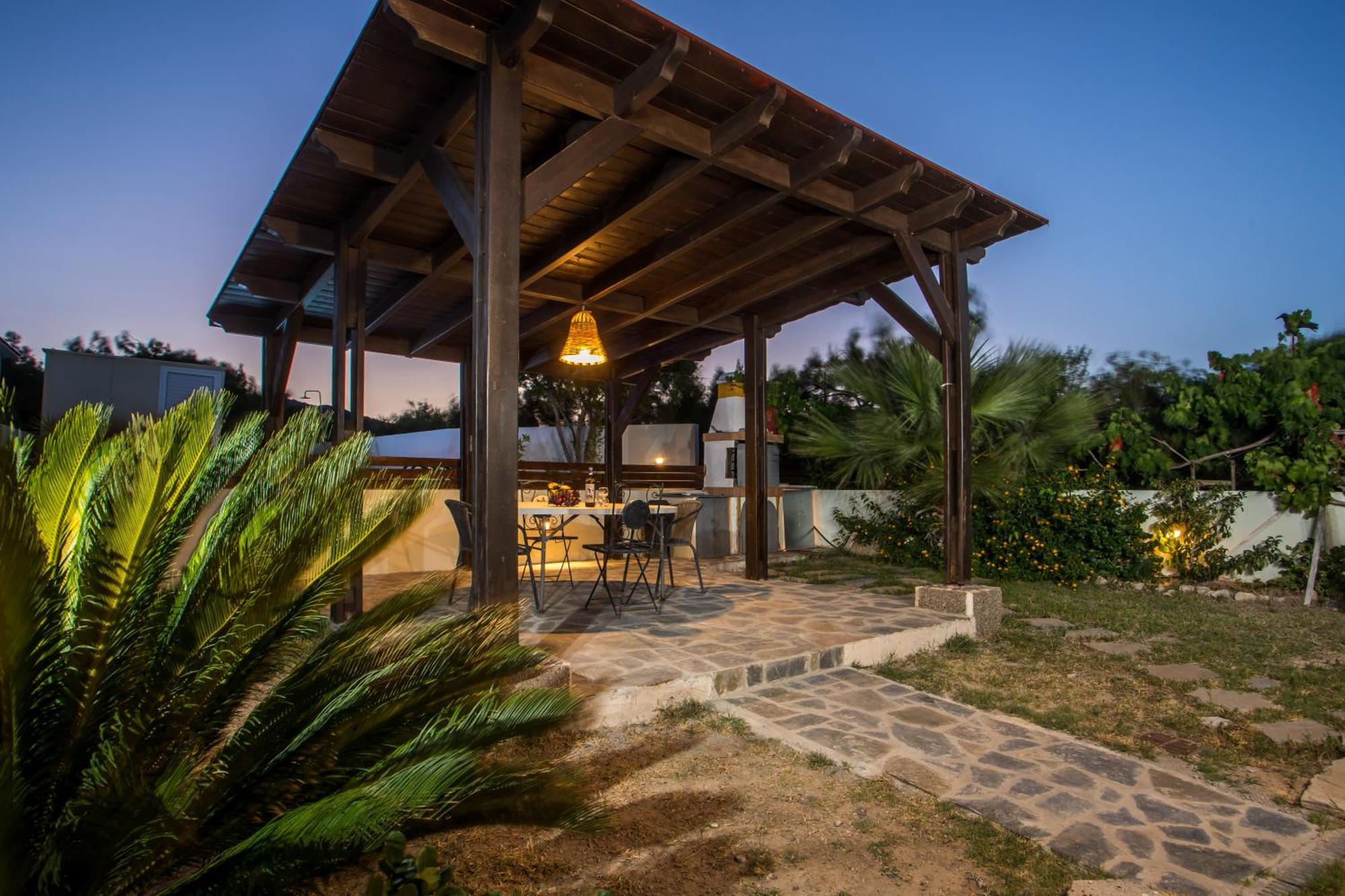Verona Pool Villa Lakhania Luaran gambar