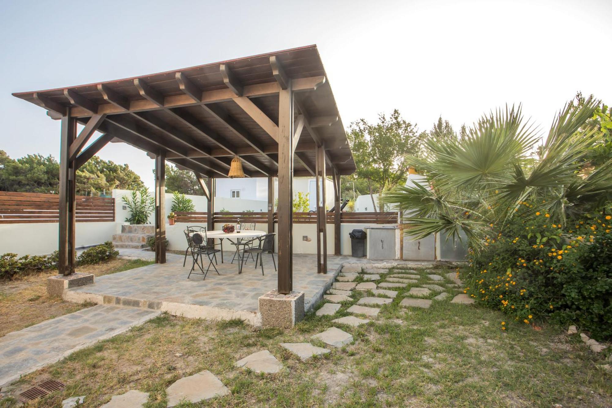 Verona Pool Villa Lakhania Luaran gambar